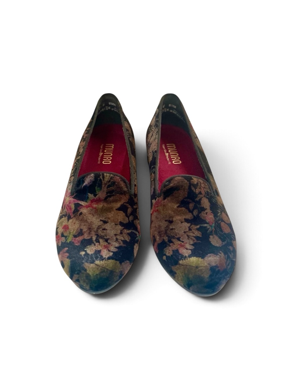 Munro Velvet Floral Slip-On Flats Sz 8.5